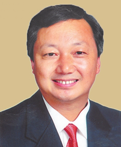 乔新江任信阳市委书记