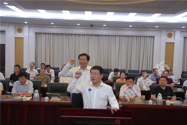 曹存正请辞 蒿慧杰任漯河市代理市长 高喜东任副市长