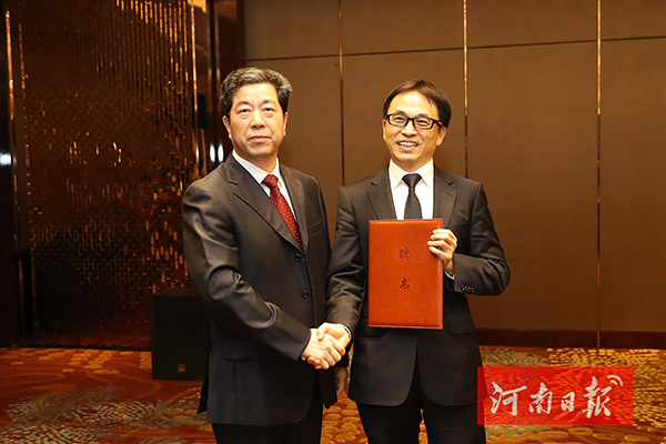 谢伏瞻陈润儿与加利福尼亚大学洛杉矶分校校长会谈