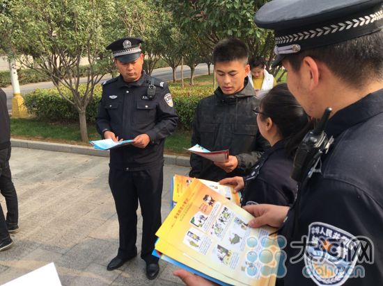 一个民警负责万人安全 “加强连”增援豫龙派出所