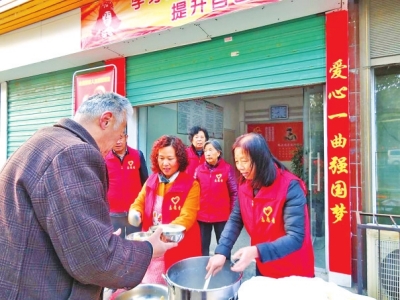 女子自筹3万元在郏县开爱心粥屋 免费供应早餐