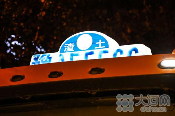 河南10地市异地用警查渣土车违法