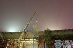 郑州农业路快速通道西三环立交主线桥钢箱合龙