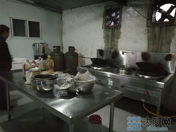 河南全力推动“明厨亮灶”守舌尖安全 一起看看