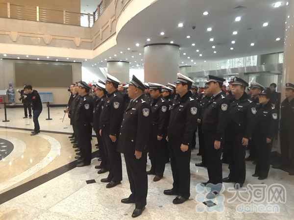 河南启动交通安全月主题活动 将用各类阵地普法