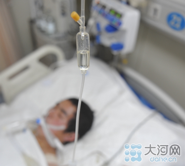 暖心！郑州24岁环卫工受重伤 医院及时手术先救人