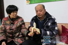 【身边的感动】夏邑县法官李伟：双目失明却盼再干俩月