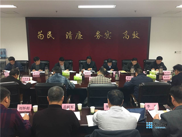 河南多部门联手集中整治600座“公跨铁”桥梁