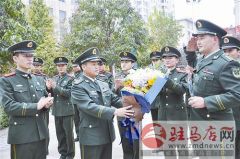 将忠诚镌刻 让青春无悔