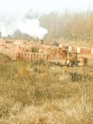 不顾国家明令禁止每天出七八万块砖 开封土柏岗乡惊现黏土砖窑