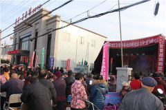 滨河万象城赞助的文化惠民戏曲进社区温情上演
