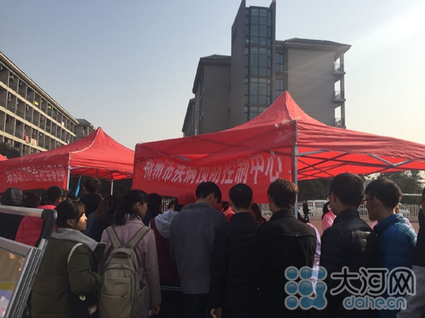 郑州前10个月新增艾滋病例430人 同性传播超半数