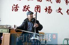 在新疆的“豫剧达人”：难忘豫剧的腔烩面的汤