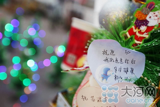 梦想成真 郑州女大学生买杯奶茶获五万助梦金