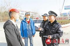 叶世公 交巡一线保民安