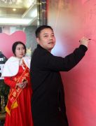 振宇红木2017“新春第一拍 喜乐拔头筹”跨界名品拍卖会在西班牙小镇精彩开拍