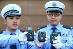 警方执法群众能否拍摄、面对何种情况警方才能用枪？你想知道的全在这！