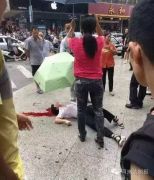 【开扒】父亲暴打儿子发朋友圈，只为妻子看到后能回家？