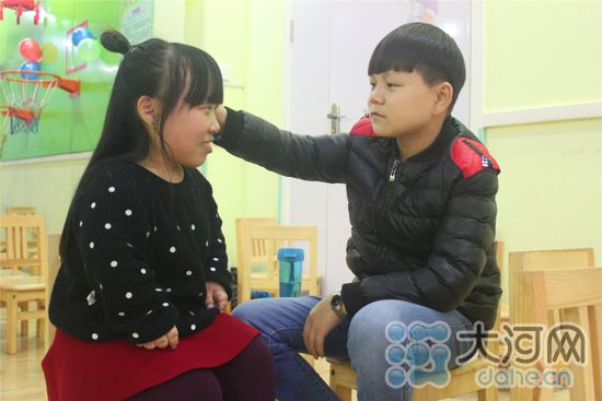 【“2017我们一起”跨年直播】袖珍女主播的幸福婚姻