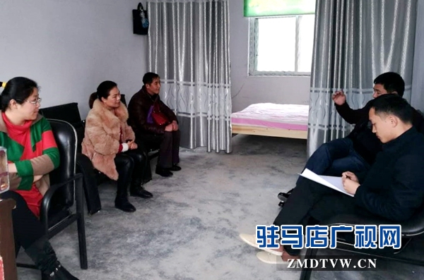 耐心解决群众信访问题.jpg