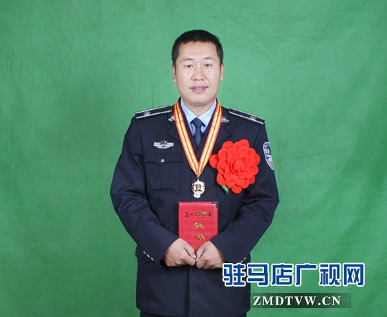 舒向田荣获五一劳动奖章1.JPG