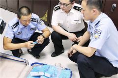 郑州海关查获一批偷渡入境“韩国牙” 涉案价值6500万元