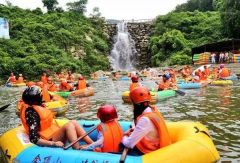 金顶山峡谷漂流6月17日激情开漂！众多优惠活动惠及游客