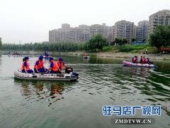 开展水上应急救援演练  提高救援反应能力