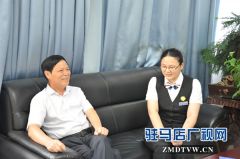 中原银行驻马店分行党委走访慰问困难党员