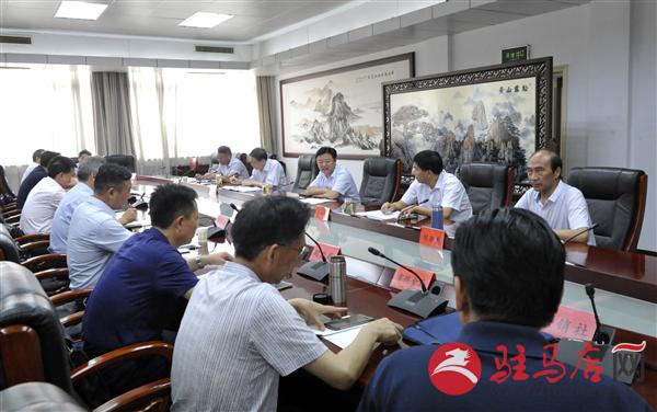 陈星:全力推进市政道路建设 努力打造创文亮点