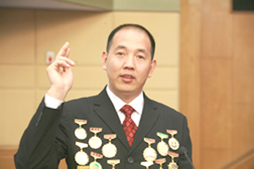 张全收被评为全国道德模范