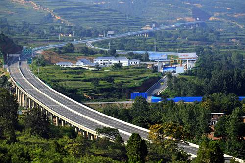 去年河南省完成农村公路投资150.7亿元 