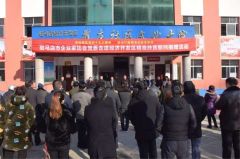 驻马店市企业家协会党委走进经济开发区开展精准扶贫慰问捐赠活动
