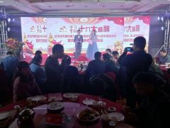 驻马店市鑫利通力帆4S店举行精准扶贫爱心助学捐赠活动