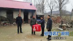 确山：寒冬送温暖 表表卫计情