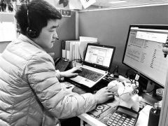 机票客服：忙春运连续5年春节不回家 曾一天接216个电话