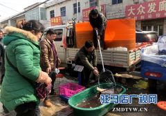 【记者走基层】赶年集 过大年