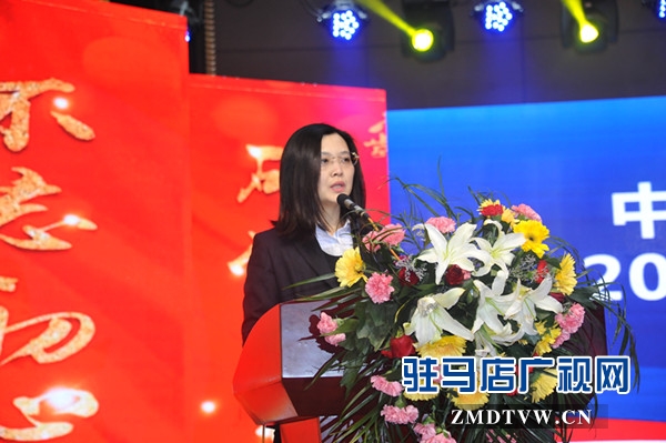 侯行长2_副本