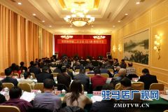 市政协委员分组讨论政府工作报告和计划、财政工作报告