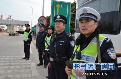 西平民警严查隐患保畅通保平安