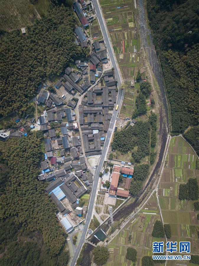 1521768479441824.jpg 129835614_15217273277001n.jpg