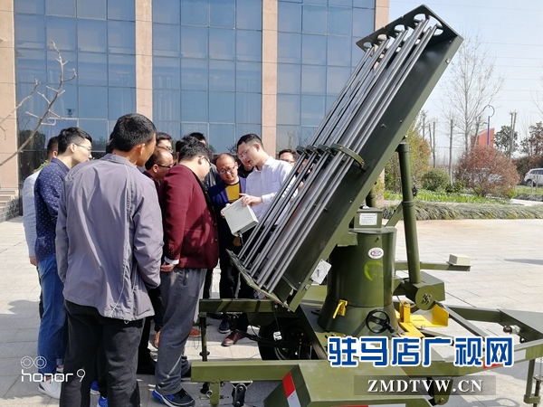 火箭发射操作演示.jpg