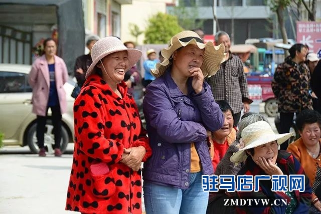 08上蔡优秀第一书记事迹搬上舞台，豫剧现代戏《扶贫天使》今日首演！.jpg
