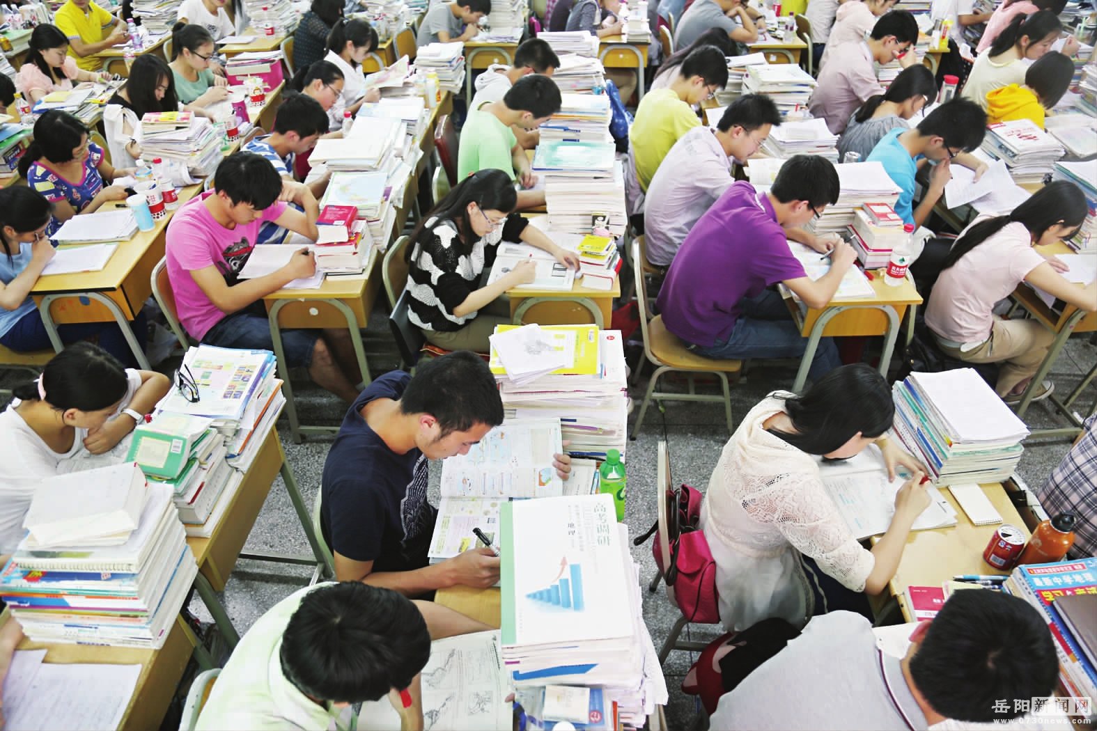 河南今年高招惩戒失信行为 录取后不入学将限制其填报志愿的学校数量
