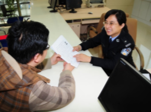 河南公布2018年度爱民实践服务承诺 驾考缴费可自行网上缴纳