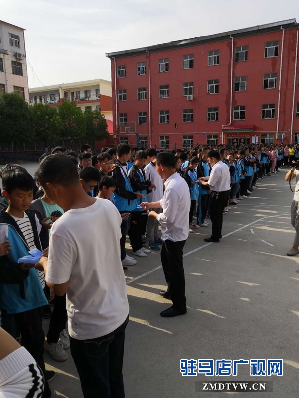汝南县文广新局：扎实做好坚持标本兼治推进以案促改