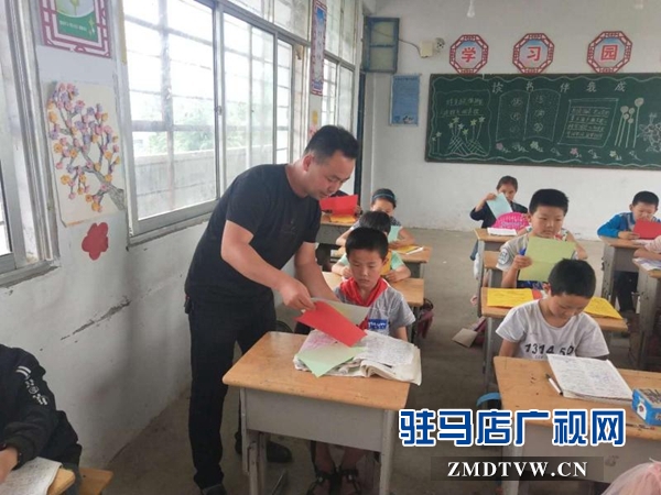 泌阳县举办庆六一食品安全进校园启动仪式