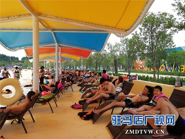 极致水世界盛大开园仪式暨驻马店首届少儿文化艺术节开幕仪式举办
