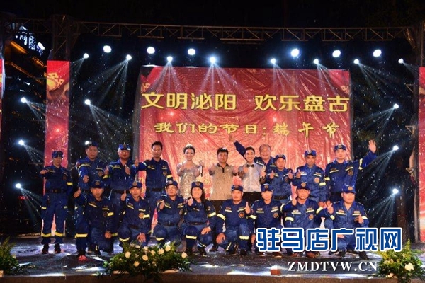 泌阳县红会蛟龙救援队端午练精兵