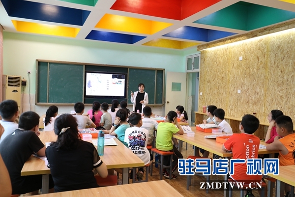 确山县青少年校外活动中心各活动室免费开放效果好